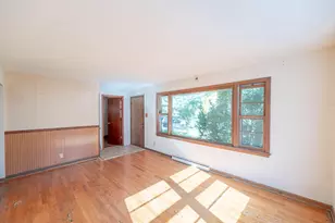 8023 W Scranton Pl, Milwaukee, WI 53218 - Photo 3