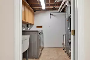 2215 W Mangold Ave, Milwaukee, WI 53221 - Photo 19