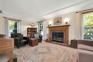2215 W Mangold Ave, Milwaukee, WI 53221 - Photo 9