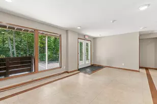 610 Downing Dr, Waukesha, WI 53186 - Photo 7