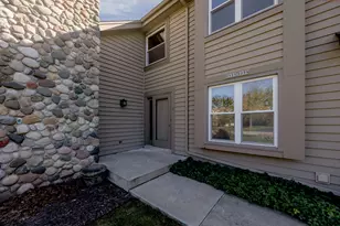 1515 W De La Warr Circle, Mequon, WI 53092 - Photo 29