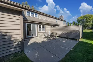 1515 W De La Warr Circle, Mequon, WI 53092 - Photo 27