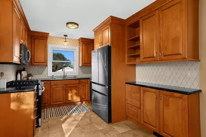 1004  Green St, Onalaska, WI 54650 - Photo 9