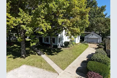 1672 N 124th St, Wauwatosa, WI 53226 - Photo 7