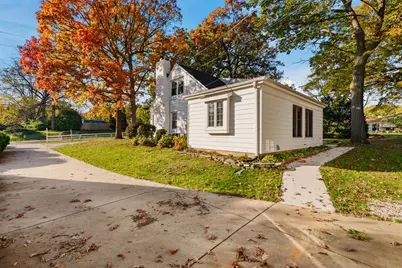 1672 N 124th St, Wauwatosa, WI 53226 - Photo 45