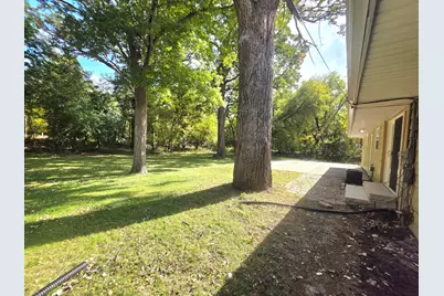 2800 S 124th St, West Allis, WI 53227 - Photo 5