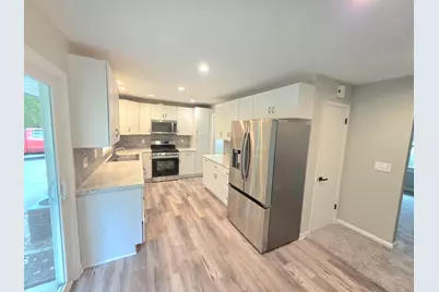 2800 S 124th St, West Allis, WI 53227 - Photo 13