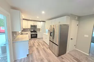 2800 S 124th St, West Allis, WI 53227 - Photo 13