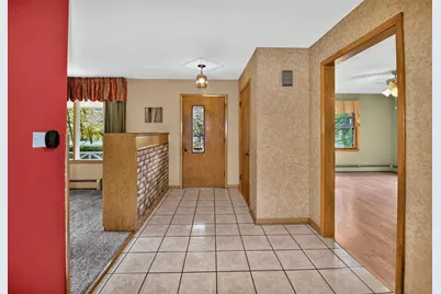 14920 W Olivia Ln, New Berlin, WI 53151 - Photo 29