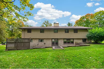 14920 W Olivia Ln, New Berlin, WI 53151 - Photo 31
