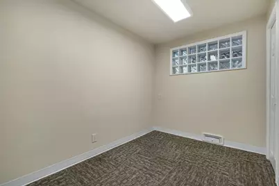 7533  22nd Ave #100, Kenosha, WI 53143 - Photo 11
