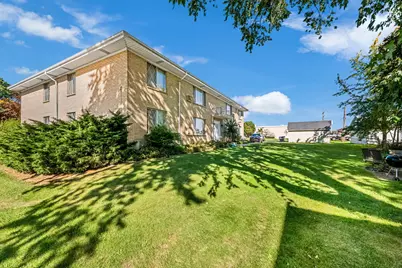 240 E Dekora St #264, Saukville, WI 53080 - Photo 5