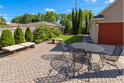 4914 N Newhall St, Whitefish Bay, WI 53217 - Photo 15