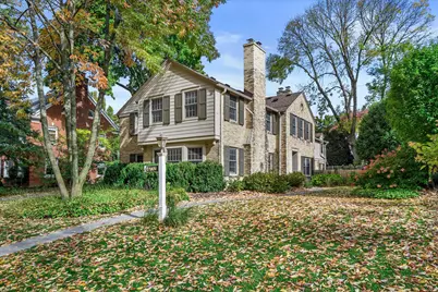 4732 N Wilshire Rd, Whitefish Bay, WI 53211 - Photo 5
