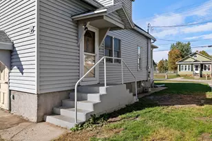 2413 14th St, Two Rivers, WI 54241 - Photo 25