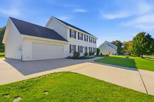 9175 S Patricia Blvd, Oak Creek, WI 53154 - Photo 29