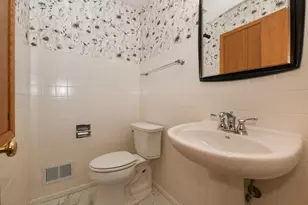5152 Maplewood Dr, Greendale, WI 53129 - Photo 19
