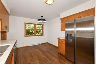 5152 Maplewood Dr, Greendale, WI 53129 - Photo 15