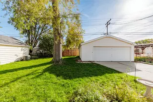 3430 N 93rd St, Milwaukee, WI 53222 - Photo 37