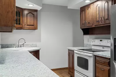 209  Westview Pl, La Crosse, WI 54601 - Photo 5