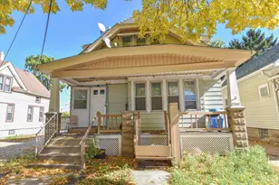 744 S 21st St, Milwaukee, WI 53204 - Photo 15