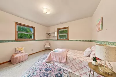 7708 W Tripoli Ave, Milwaukee, WI 53220 - Photo 17
