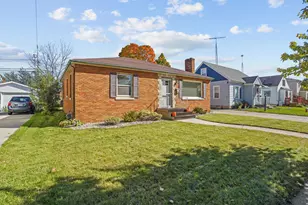 7827 23rd Ave, Kenosha, WI 53143 - Photo 3