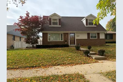 1633 W Leroy Ave Ave, Milwaukee, WI 53221 - Photo 1