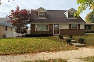 1633 W Leroy Ave Ave, Milwaukee, WI 53221 - Photo 1