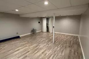 1633 W Leroy Ave Ave, Milwaukee, WI 53221 - Photo 15