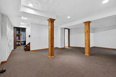 1855  Briarwood Ln, Fitchburg, WI 53575 - Photo 37