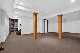1855 Briarwood Ln, Fitchburg, WI 53575 - Photo 37