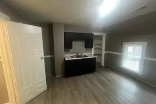 2630 N 24th Pl, Milwaukee, WI 53206 - Photo 15