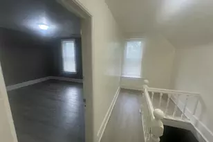 2630 N 24th Pl, Milwaukee, WI 53206 - Photo 3