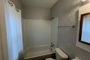 2439A N Dr William Finlayson St, Milwaukee, WI 53212 - Photo 25