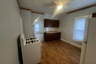 2439A N Dr William Finlayson St, Milwaukee, WI 53212 - Photo 19
