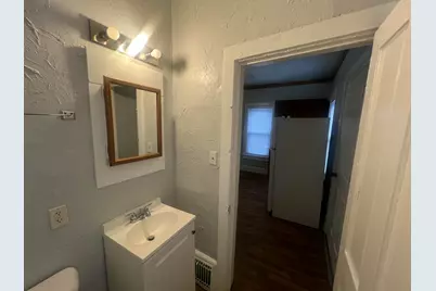 2439A N Dr William Finlayson St, Milwaukee, WI 53212 - Photo 27