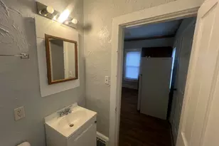 2439A N Dr William Finlayson St, Milwaukee, WI 53212 - Photo 27