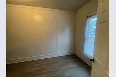 2439A N Dr William Finlayson St, Milwaukee, WI 53212 - Photo 11