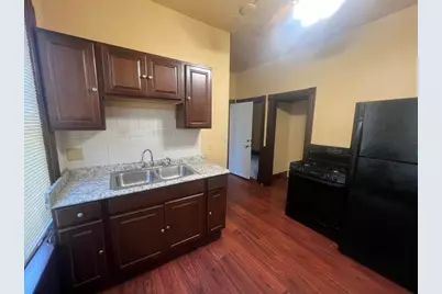 2441 N Dr William Finlayson St, Milwaukee, WI 53212 - Photo 39