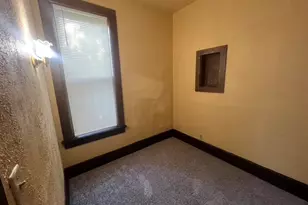 2441 N Dr William Finlayson St, Milwaukee, WI 53212 - Photo 51