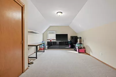 2717  Avalon Ct, Racine, WI 53406 - Photo 27