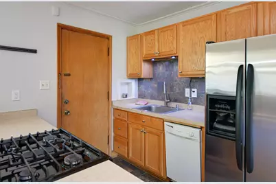 4890 N Shoreland Ave, Whitefish Bay, WI 53217 - Photo 3