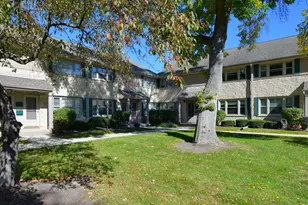 4890 N Shoreland Ave, Whitefish Bay, WI 53217 - Photo 11