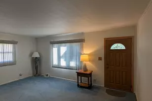 4467 S Pennsylvania Ave, Saint Francis, WI 53235 - Photo 3