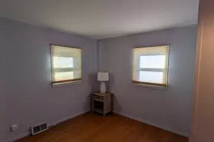 4467 S Pennsylvania Ave, Saint Francis, WI 53235 - Photo 7