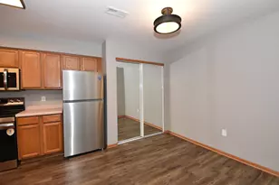 3026 Meyer Ct, Racine, WI 53406 - Photo 9