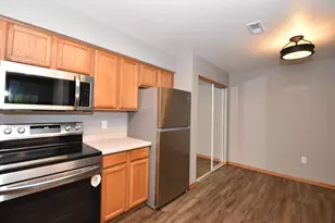 3026 Meyer Ct, Racine, WI 53406 - Photo 17