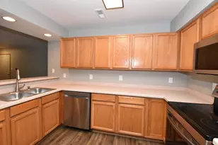 3026 Meyer Ct, Racine, WI 53406 - Photo 13