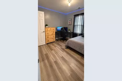 1132  Railroad St, Racine, WI 53404 - Photo 7